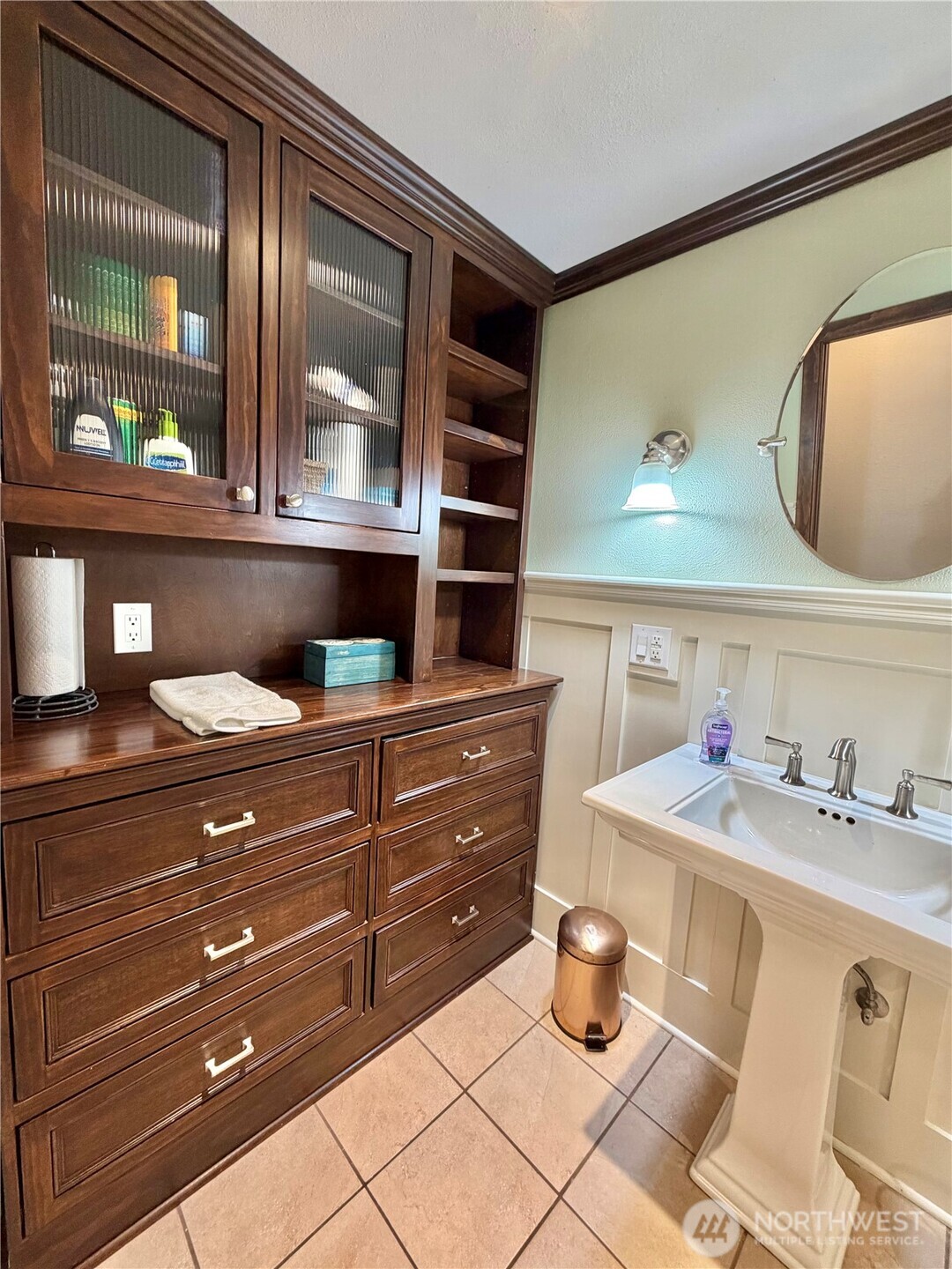 3813 70th Avenue NW, Gig Harbor, WA 98335-6489