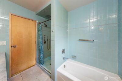 7503 Fairway Drive NE, Seattle, WA 98115 - Photo 19