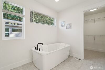 8014 222nd Street SW, Edmonds, WA 98026 - Photo 19