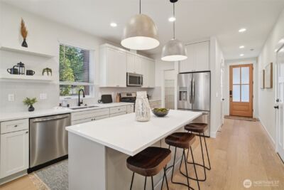 8014 222nd Street SW, Edmonds, WA 98026 - Photo 2