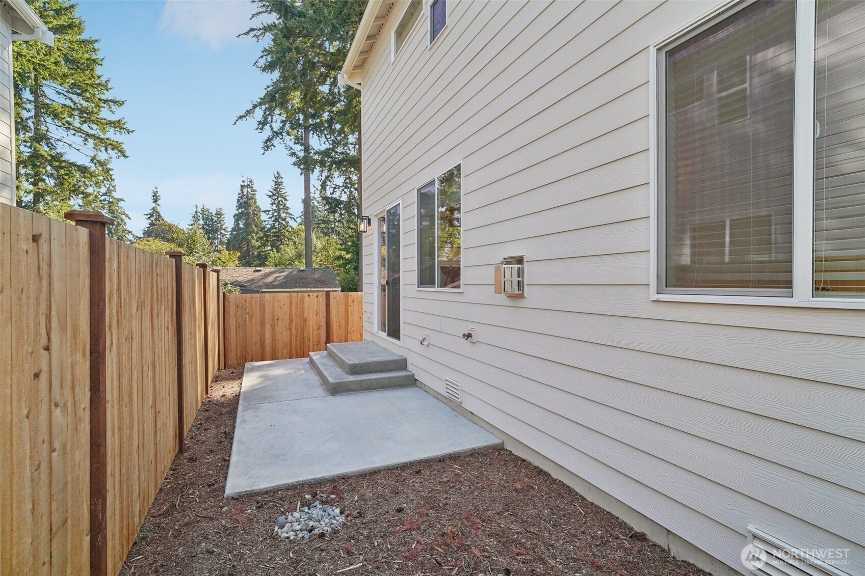 8014 222nd Street SW, Edmonds, WA 98026