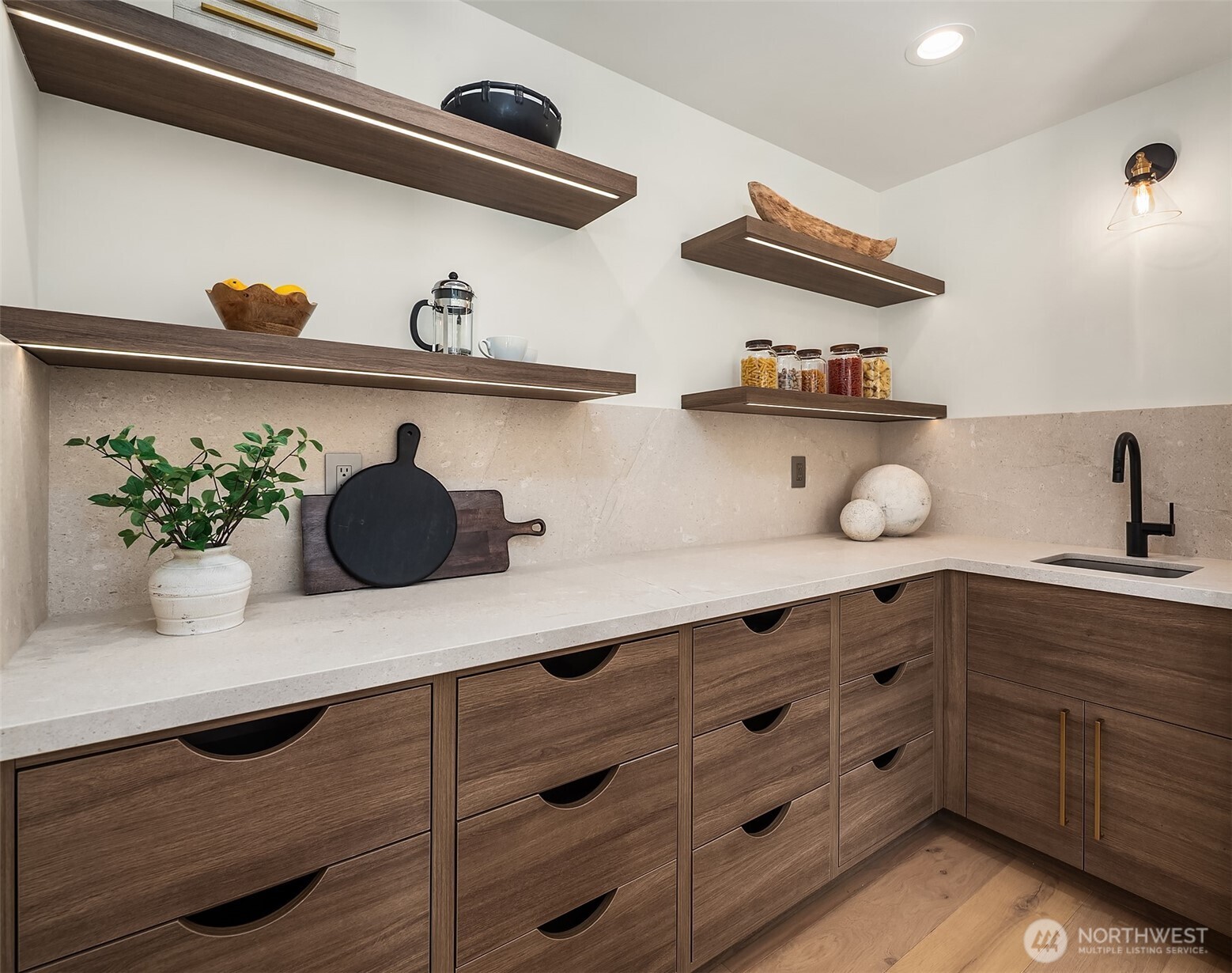 19902 Broadway Avenue , Snohomish, WA 98296