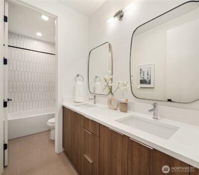 19902 Broadway Avenue , Snohomish, WA 98296 - Photo 32