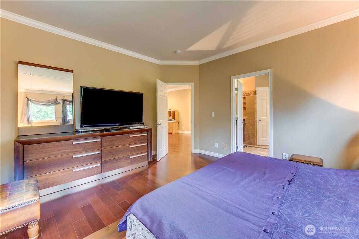 2462 172 Avenue NE, Redmond, WA 98052