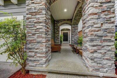 2462 172 Avenue NE, Redmond, WA 98052 - Photo 2