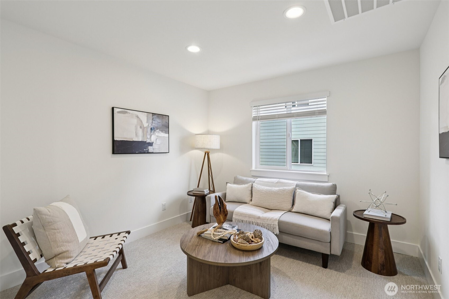 8012 222nd Street SW, Edmonds, WA 98026