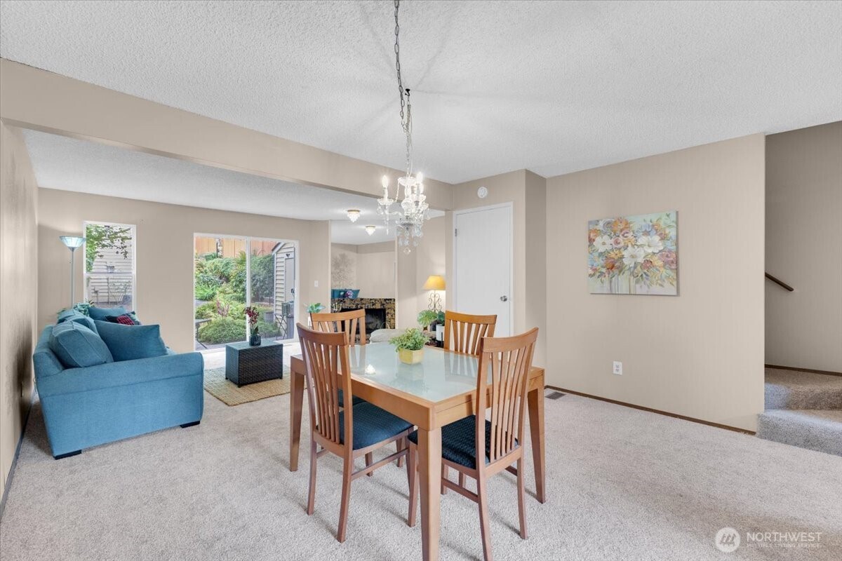 12024 101st Avenue NE #E2, Kirkland, WA 98034