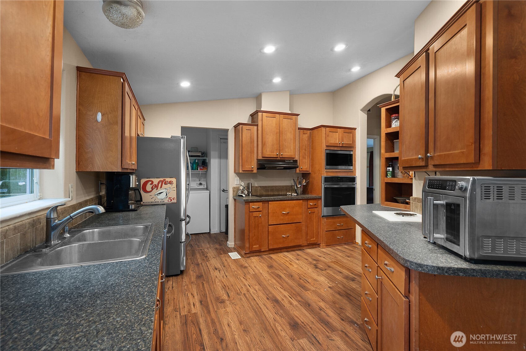 20 N Olympic Court , Hoodsport, WA 98548