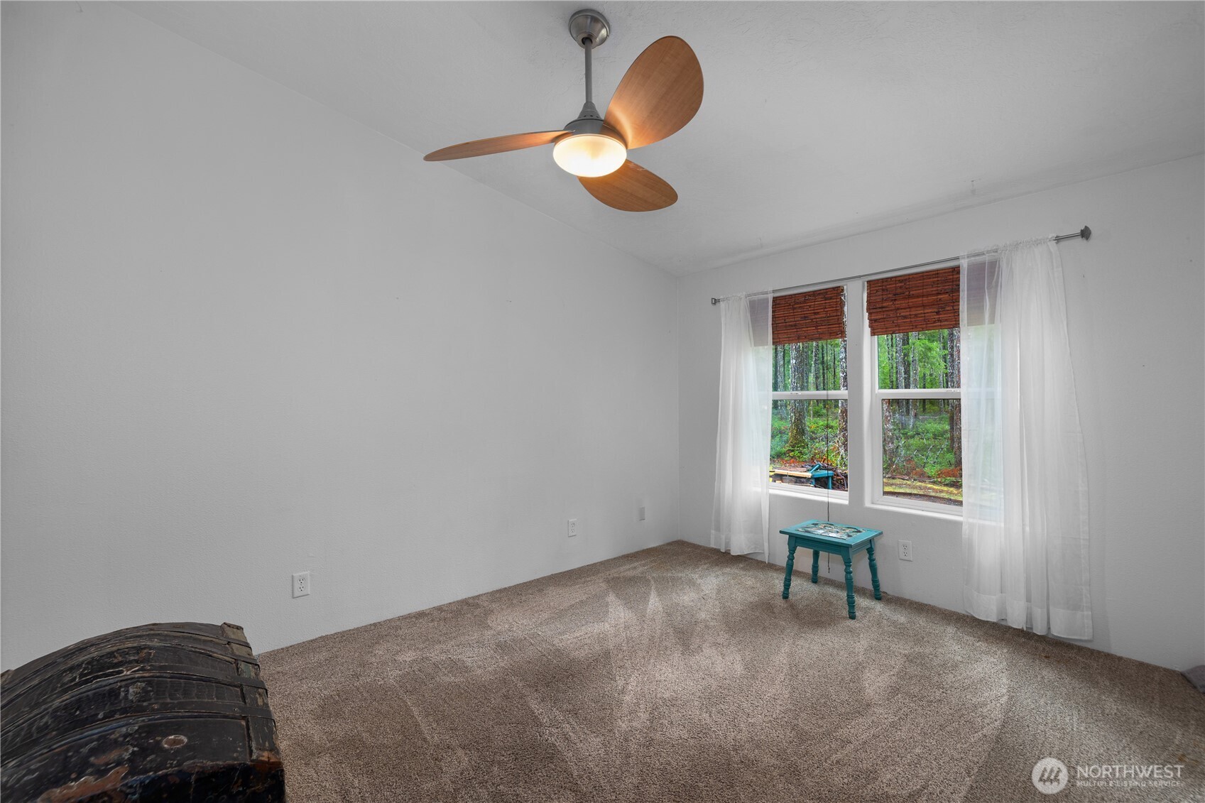 20 N Olympic Court , Hoodsport, WA 98548