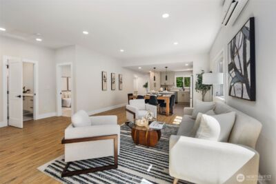 8226 Meridian Avenue N, Seattle, WA 98103 - Photo 4