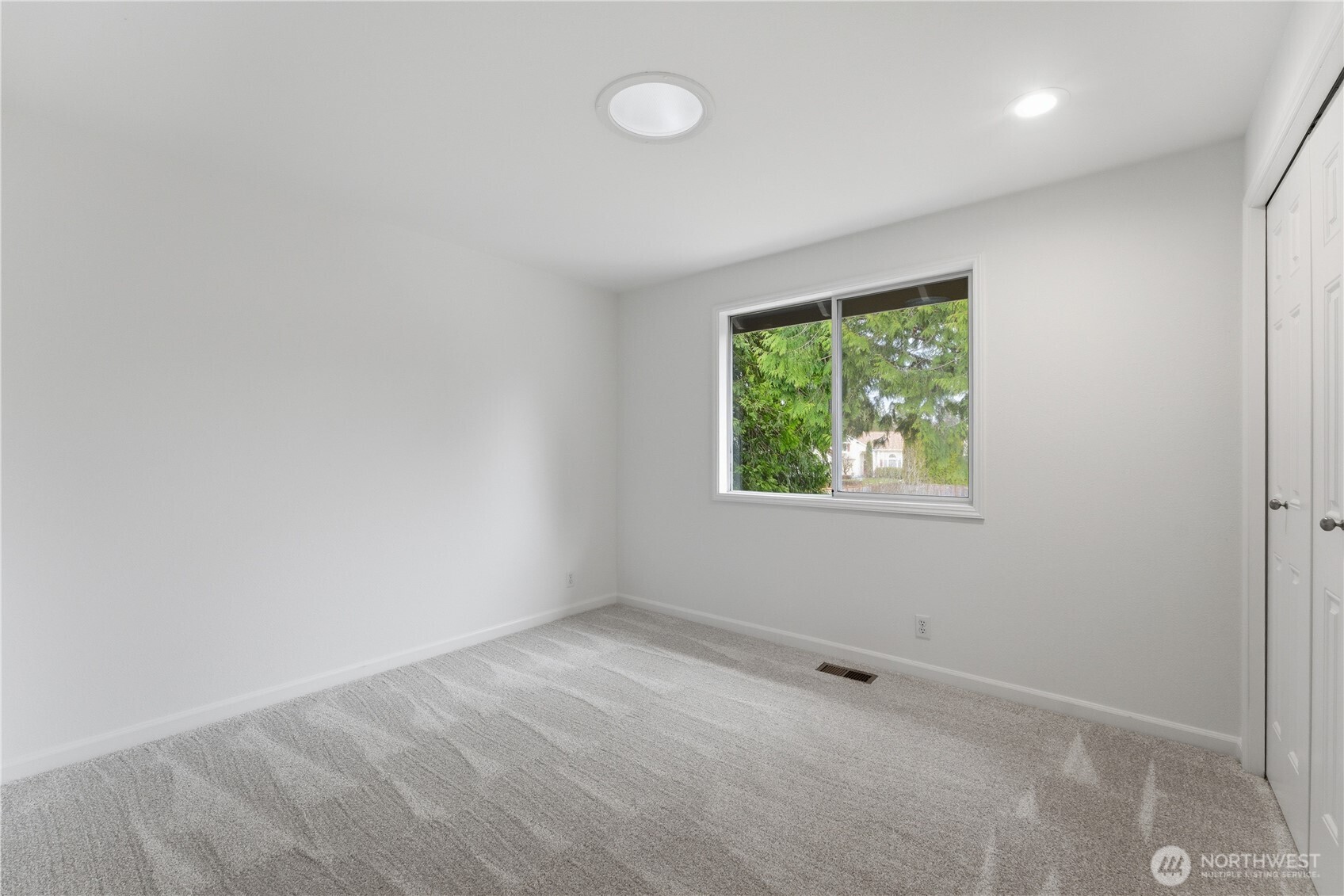 23410 NE 23 Street , Sammamish, WA 98074