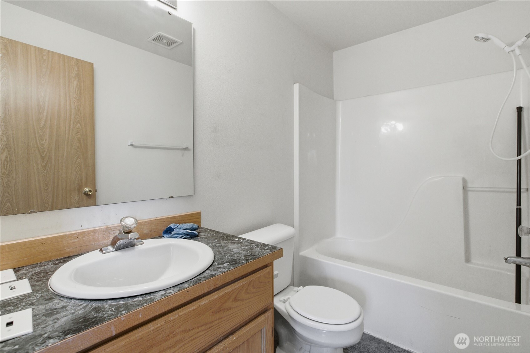 11913 198th Street E, Graham, WA 98338