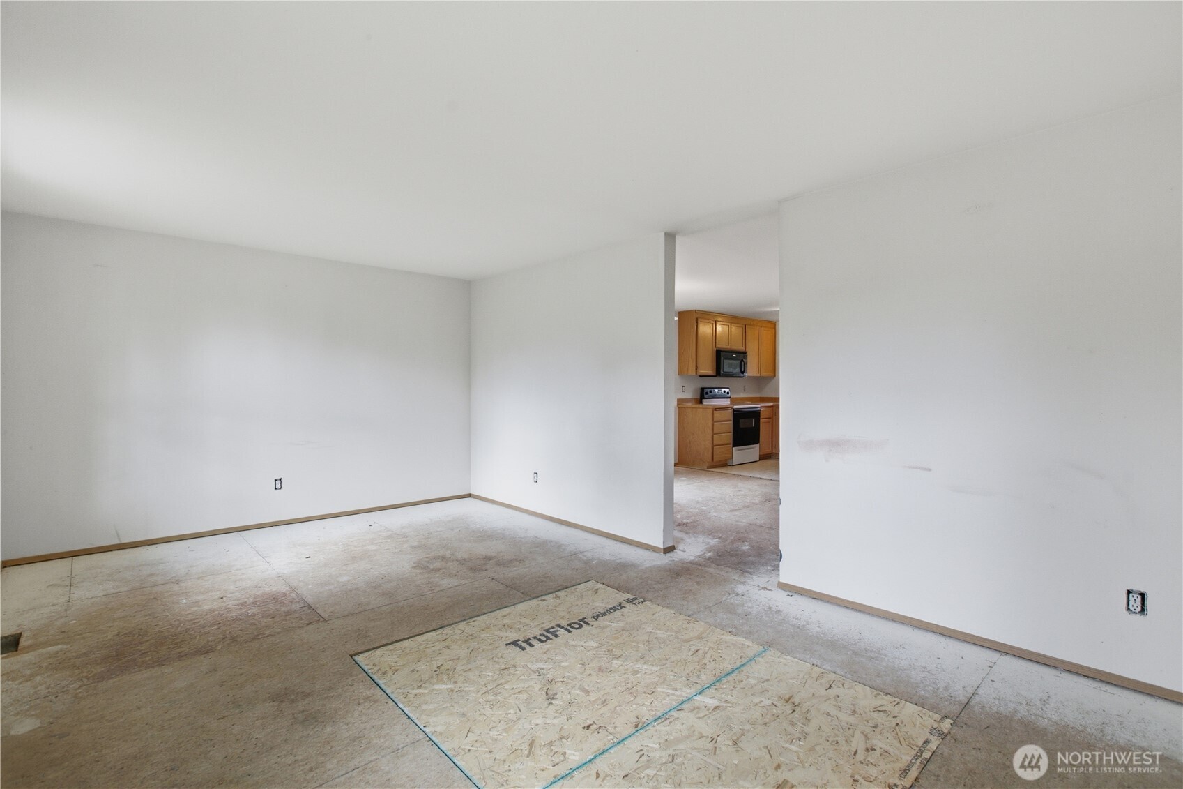 11913 198th Street E, Graham, WA 98338