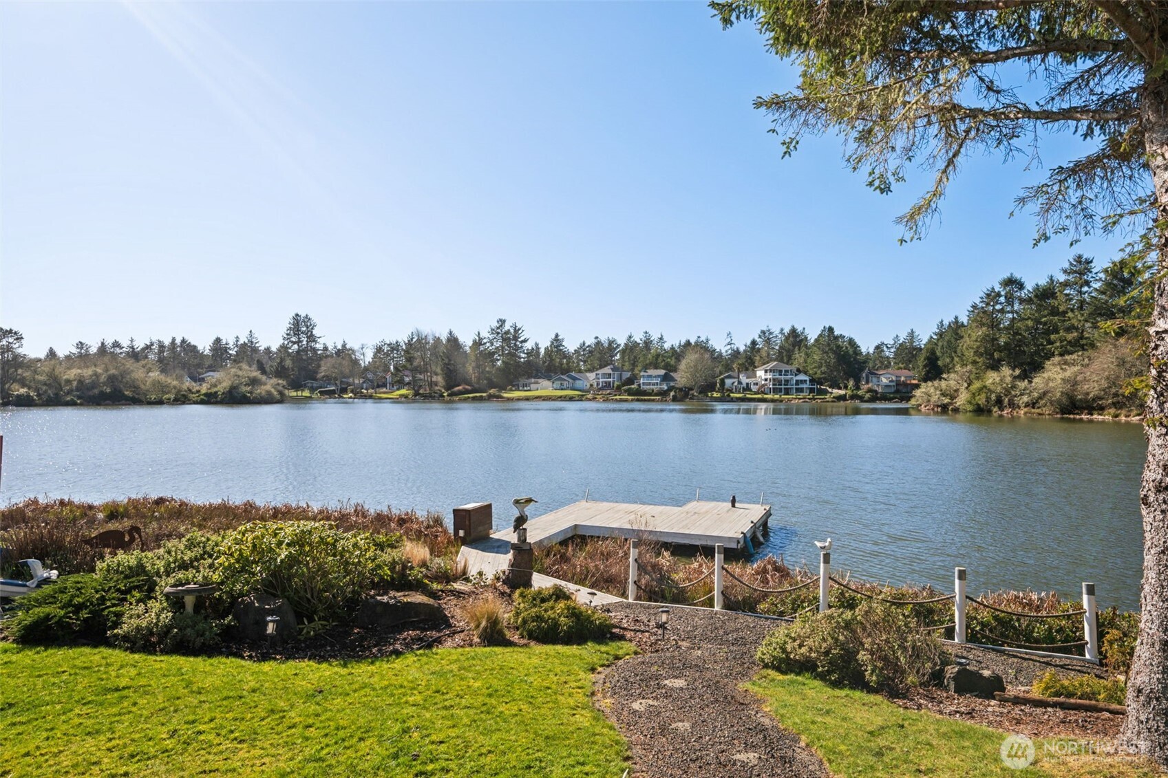 385 Eagle Nest Court SE, Ocean Shores, WA 98569