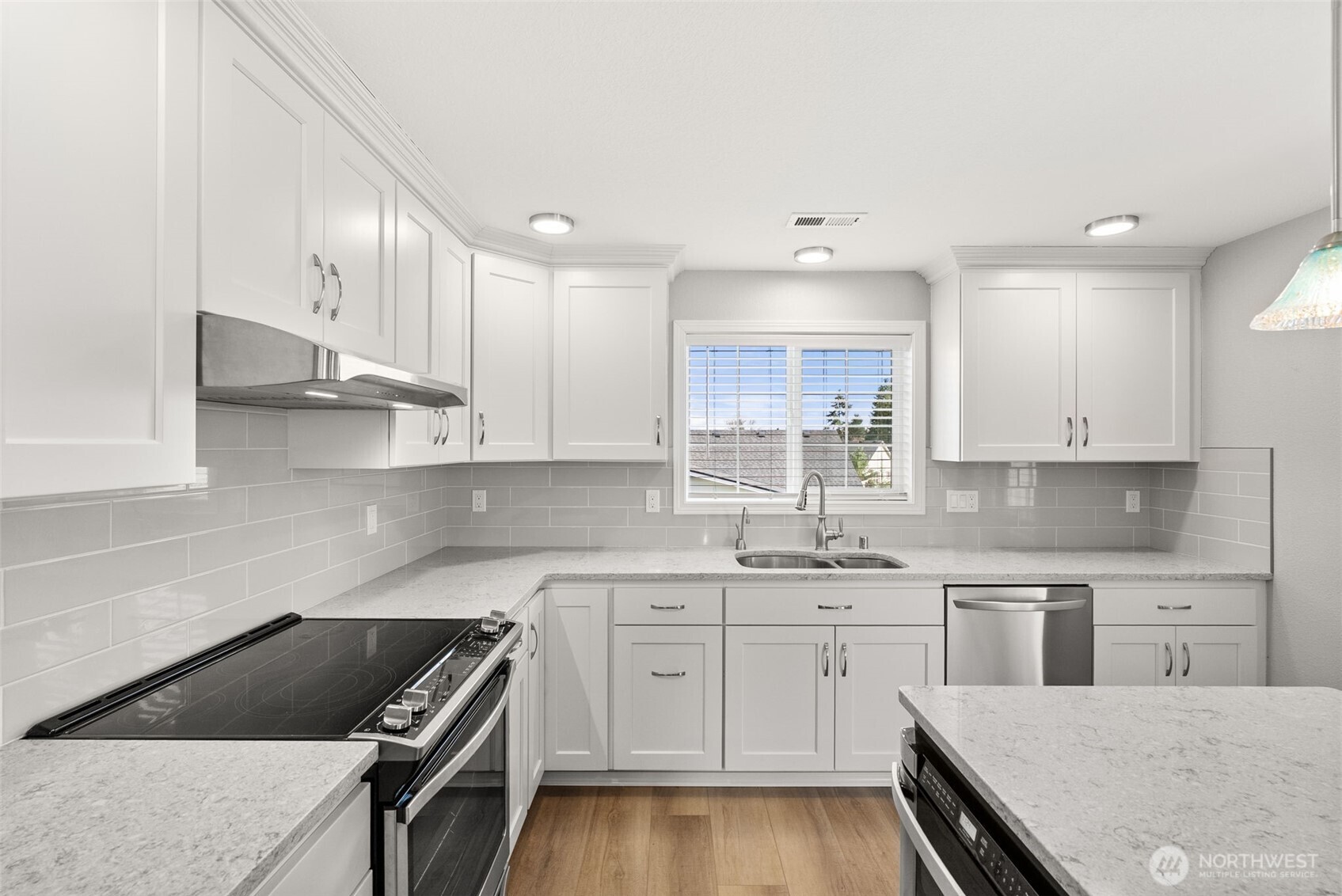 1430 Stillwaters Avenue , Centralia, WA 98531