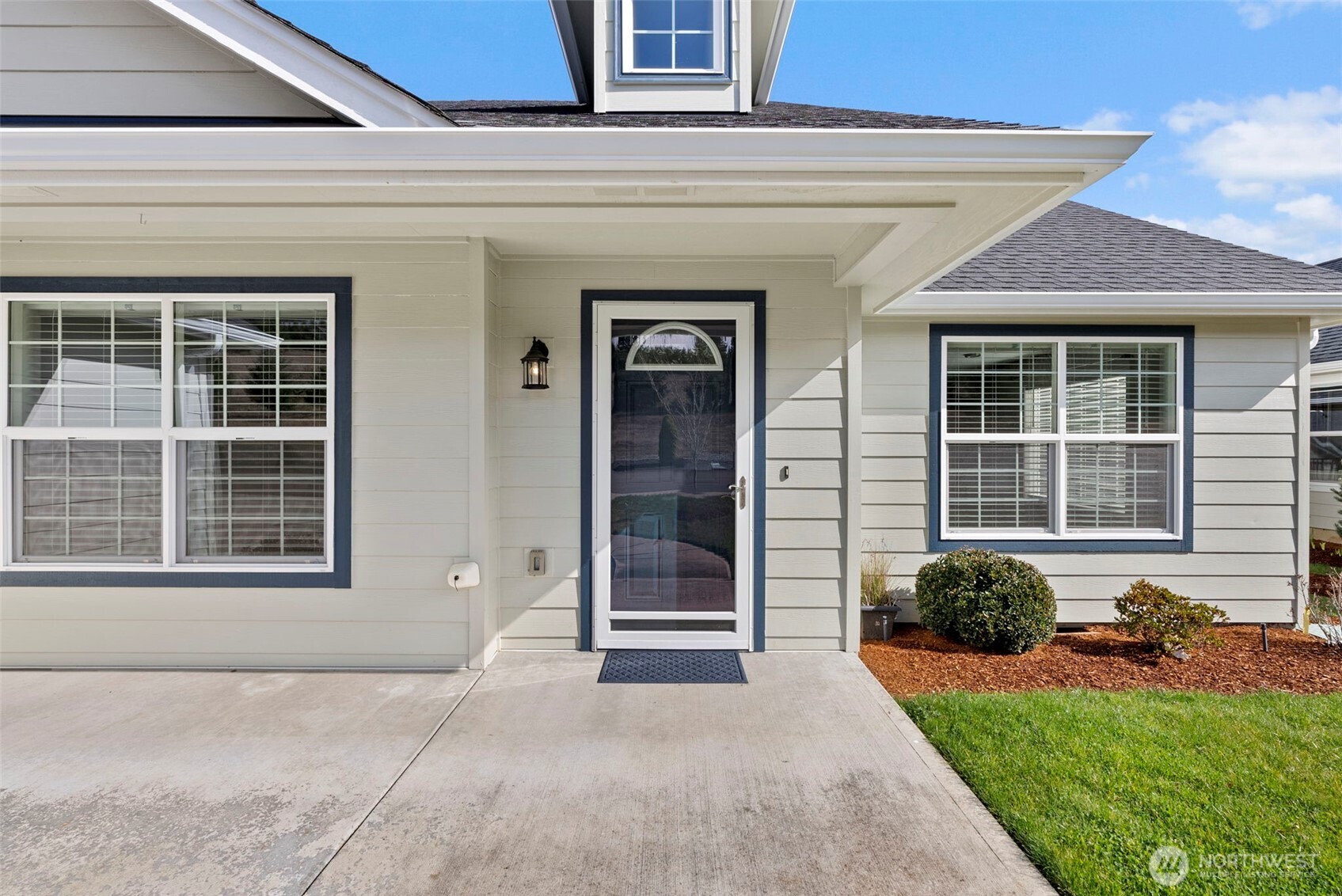 1430 Stillwaters Avenue , Centralia, WA 98531