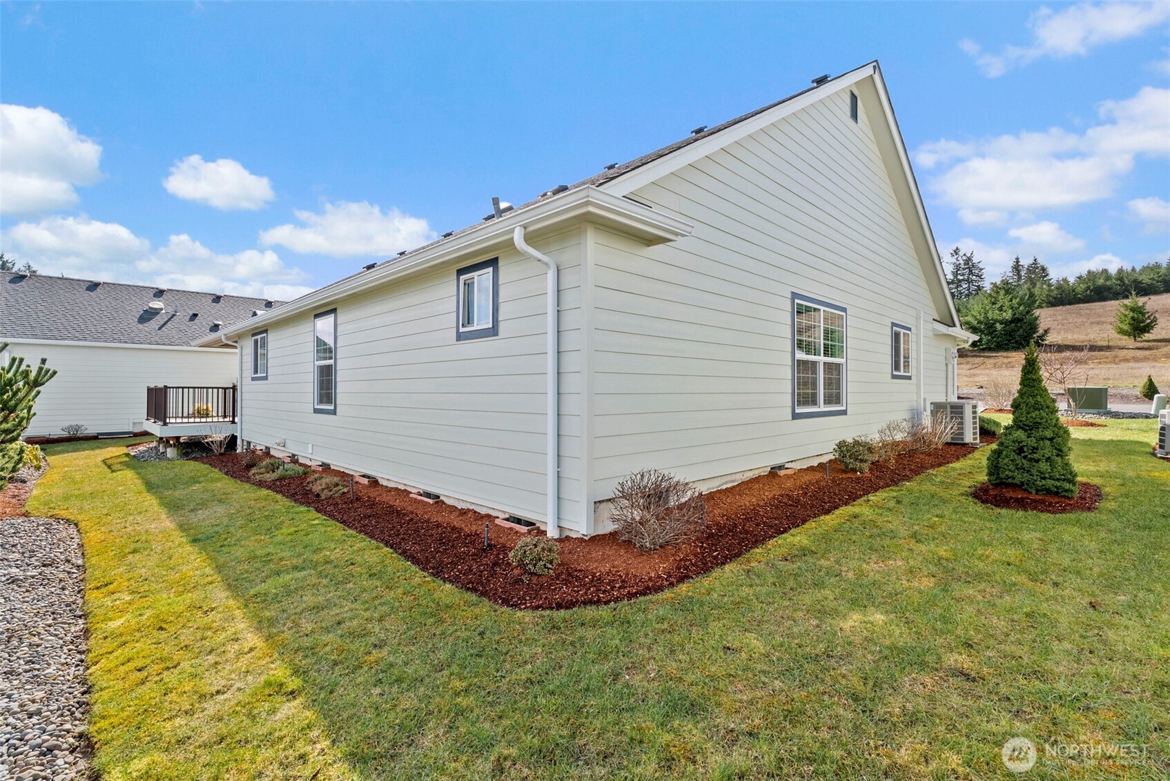 1430 Stillwaters Avenue , Centralia, WA 98531