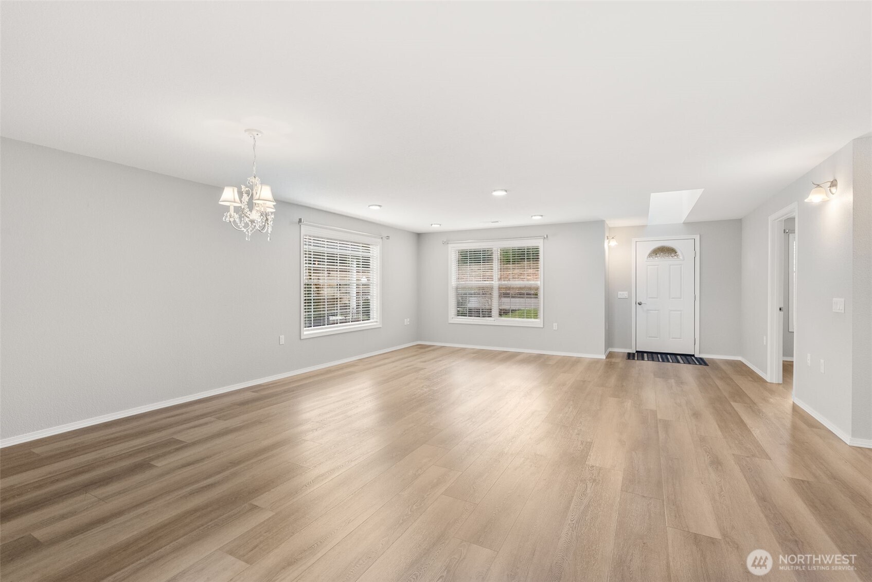 1430 Stillwaters Avenue , Centralia, WA 98531