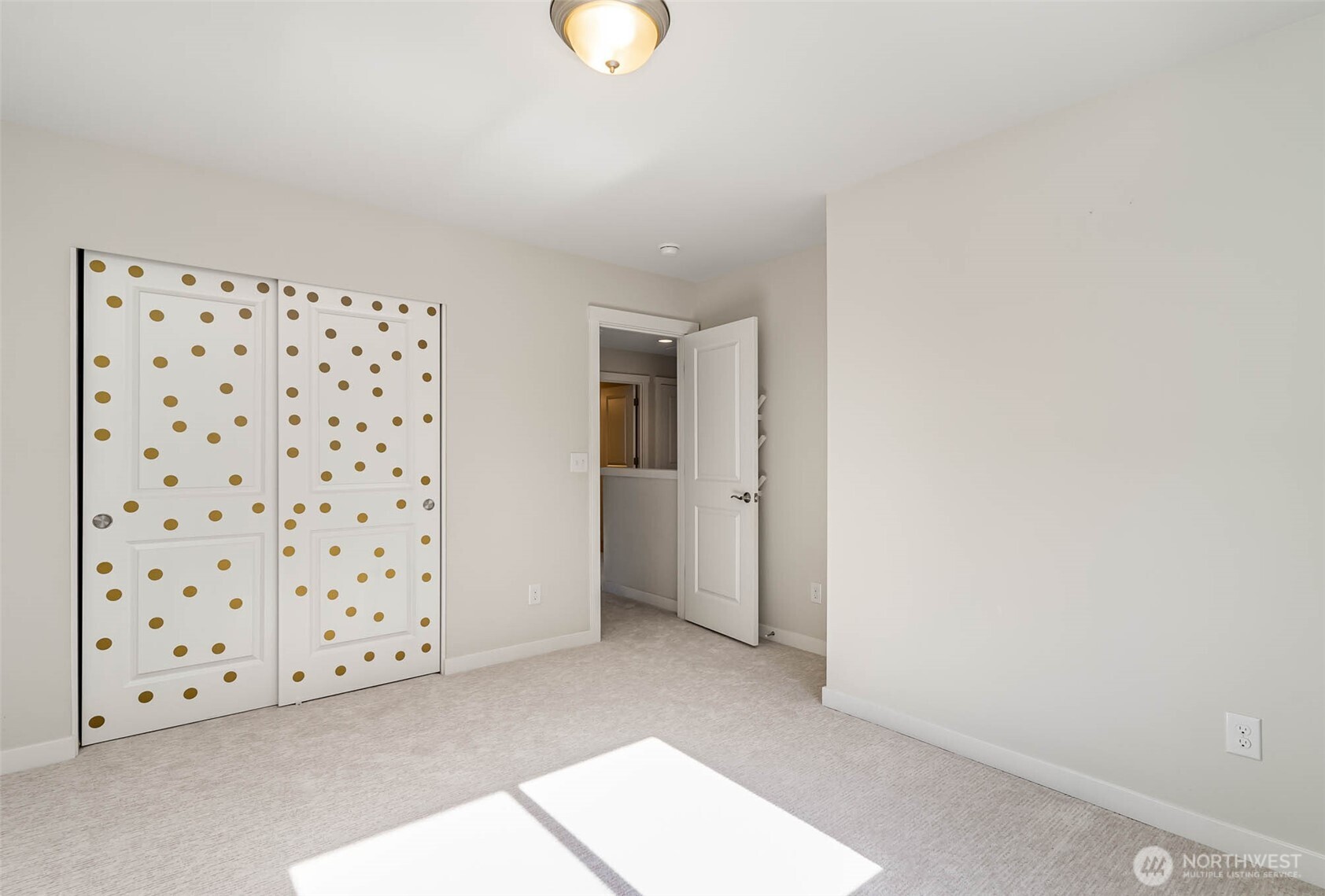 24220 SE 258th Way , Maple Valley, WA 98038