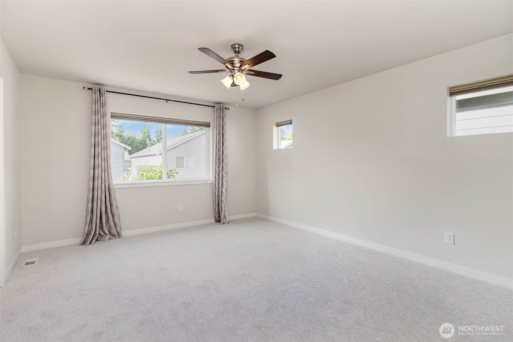 24220 SE 258th Way , Maple Valley, WA 98038