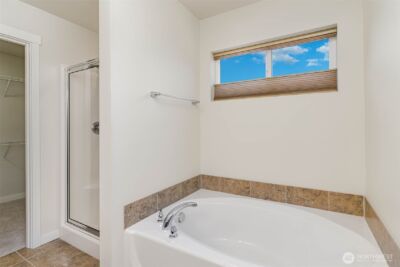 24220 SE 258th Way , Maple Valley, WA 98038 - Photo 16