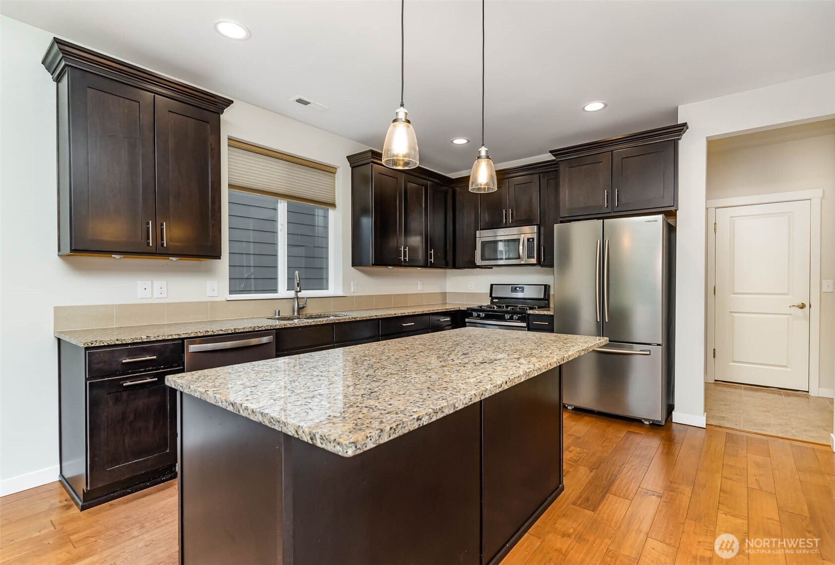 24220 SE 258th Way , Maple Valley, WA 98038