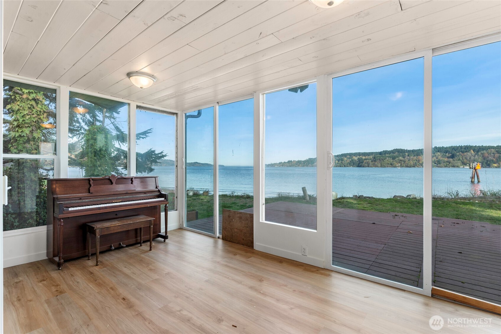 13277 Shoreline Drive SE, Olalla, WA 98359-9690