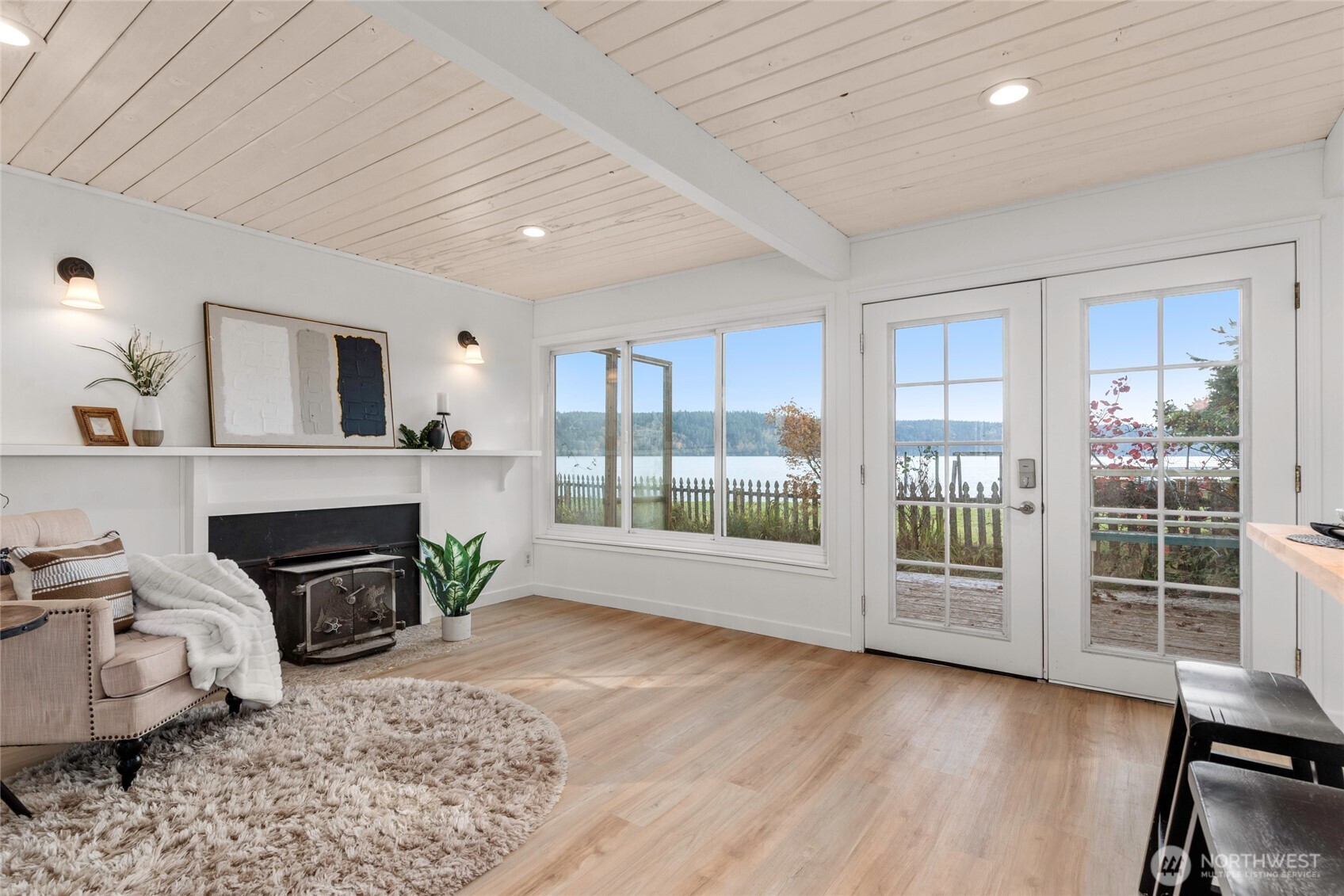 13277 Shoreline Drive SE, Olalla, WA 98359-9690