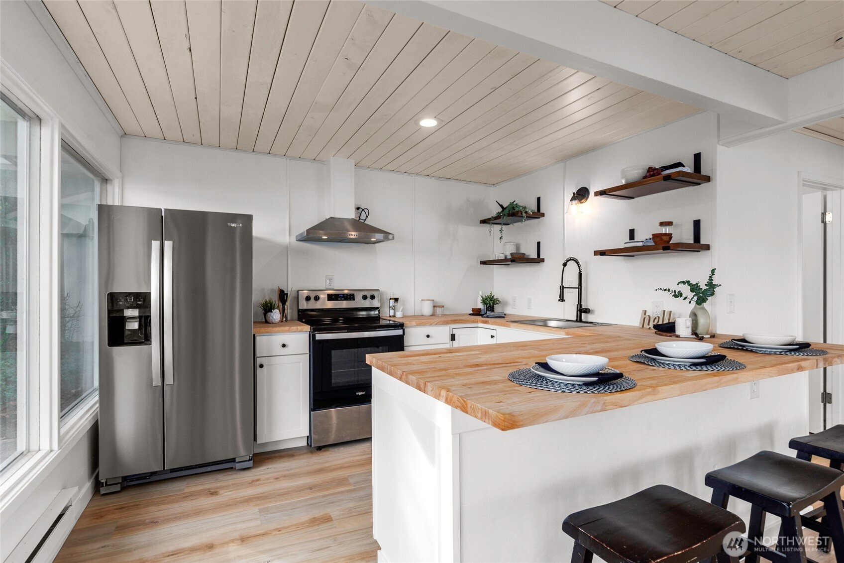 13277 Shoreline Drive SE, Olalla, WA 98359-9690