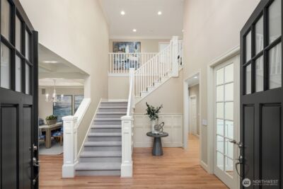 9843 NE 25th Street , Bellevue, WA 98004 - Photo 2