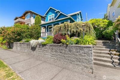 805 11th Street , Bellingham, WA 98225 - Photo 2