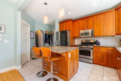 805 11th Street , Bellingham, WA 98225 - Photo 5