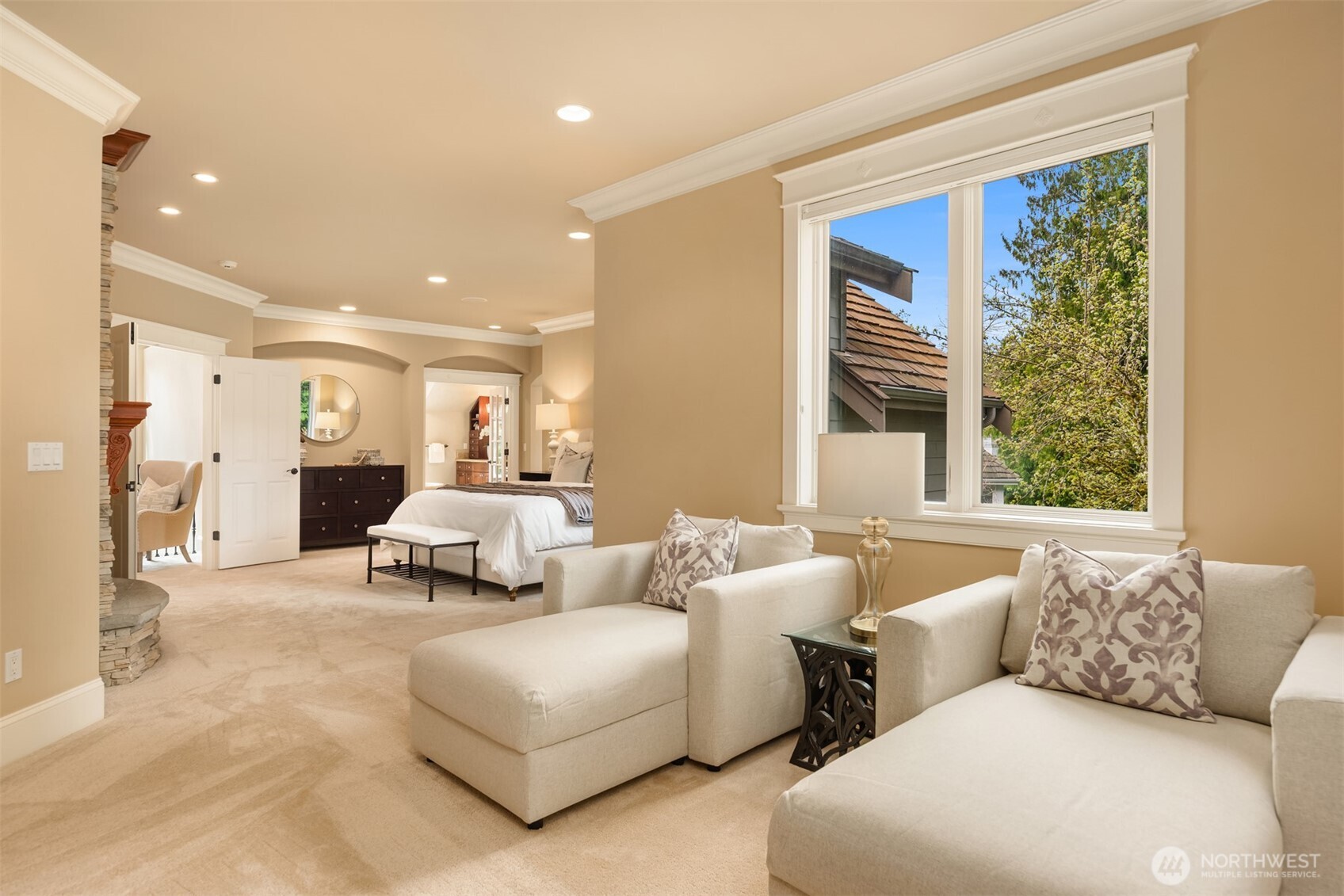 20424 NE 64th Place , Redmond, WA 98053