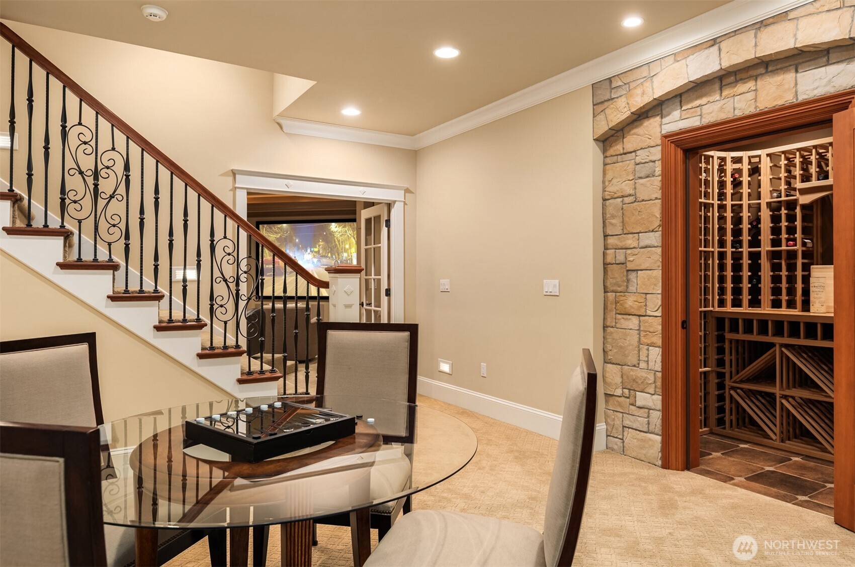 20424 NE 64th Place , Redmond, WA 98053