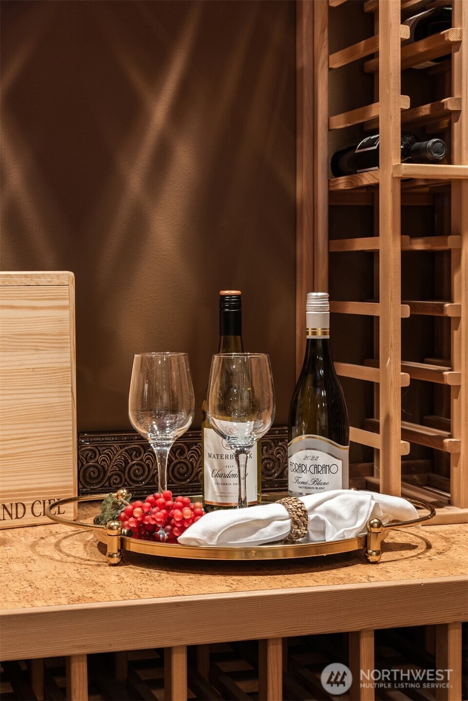 20424 NE 64th Place , Redmond, WA 98053