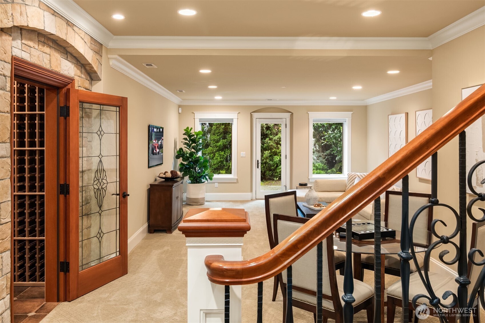 20424 NE 64th Place , Redmond, WA 98053