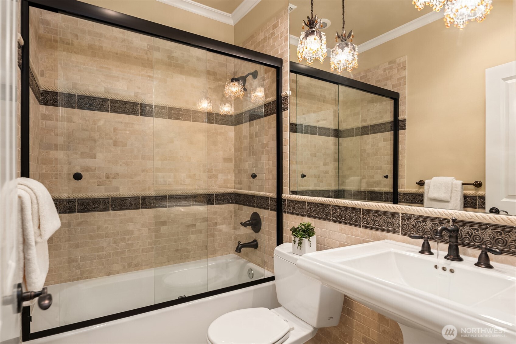 20424 NE 64th Place , Redmond, WA 98053