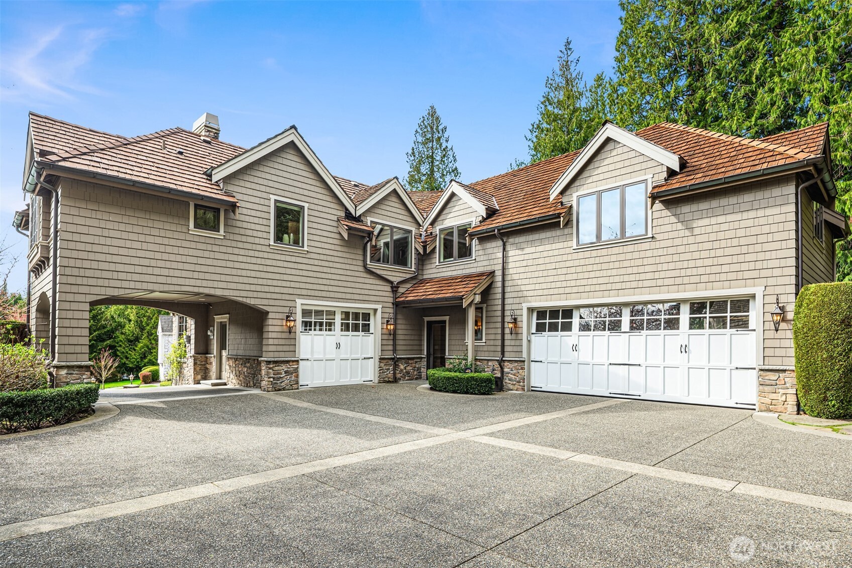 20424 NE 64th Place , Redmond, WA 98053