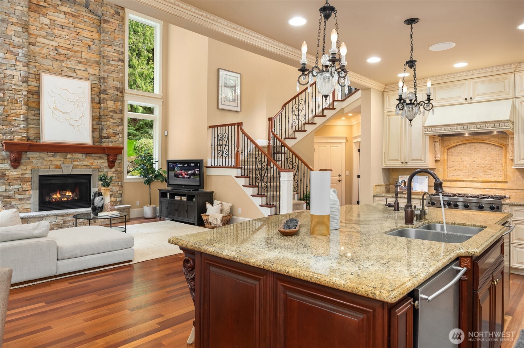 20424 NE 64th Place , Redmond, WA 98053