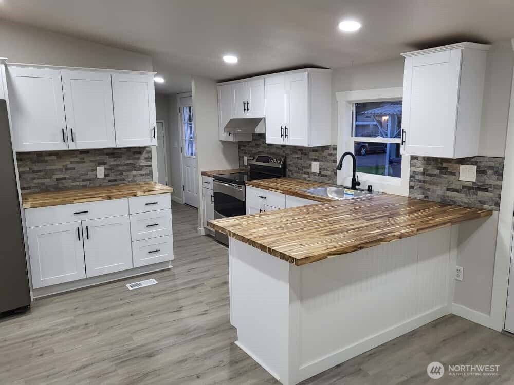 1660 S 333RD Street #36, Federal Way, WA 98003