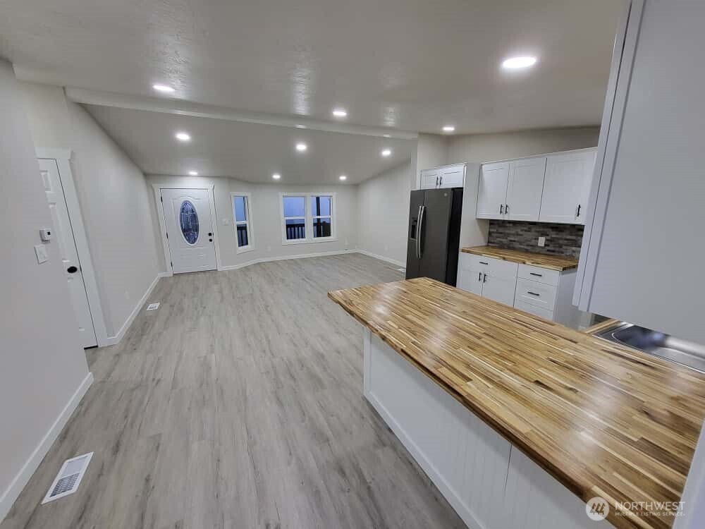 1660 S 333RD Street #36, Federal Way, WA 98003