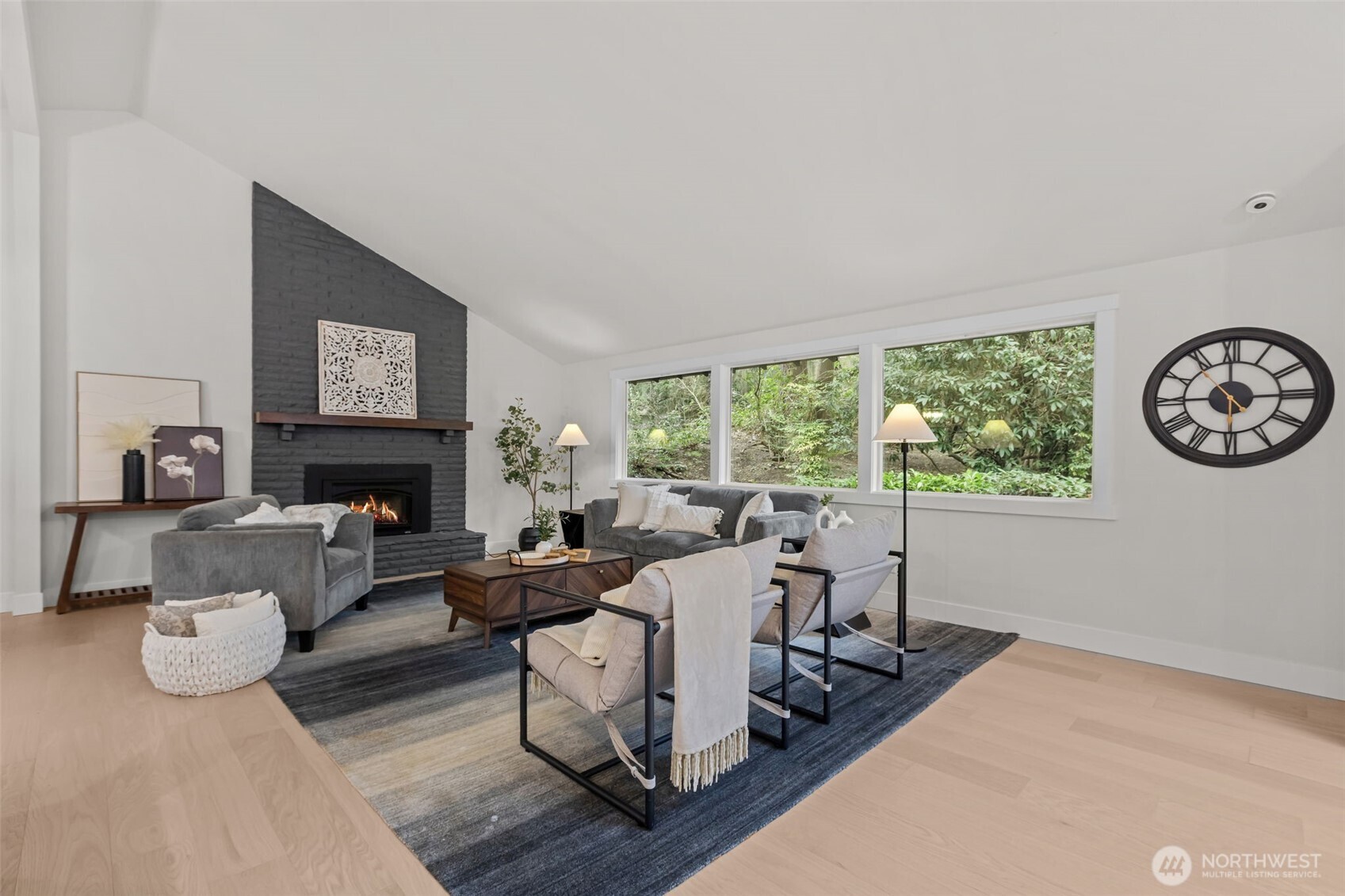 1044 145th Place NE, Bellevue, WA 98007