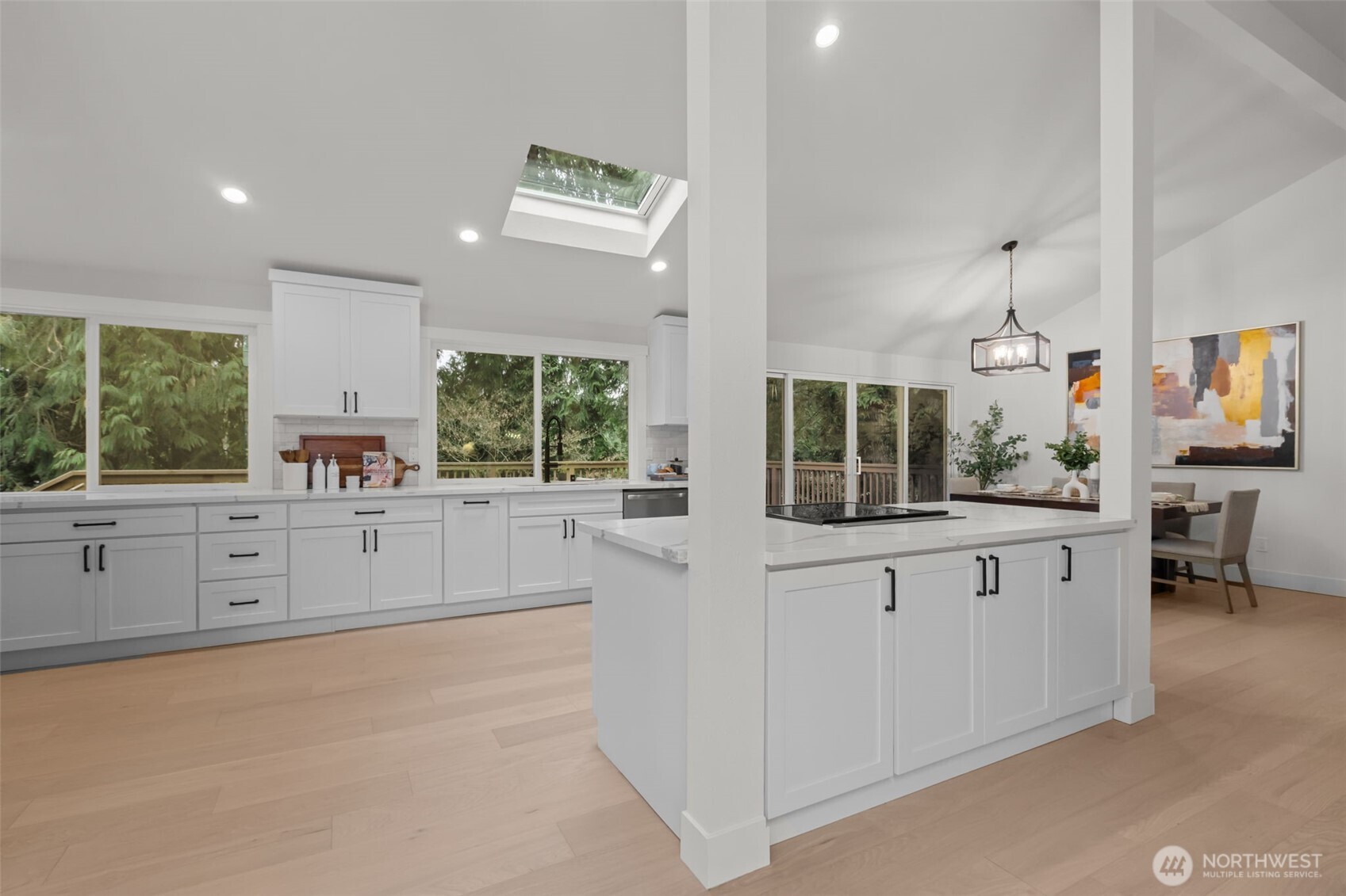 1044 145th Place NE, Bellevue, WA 98007