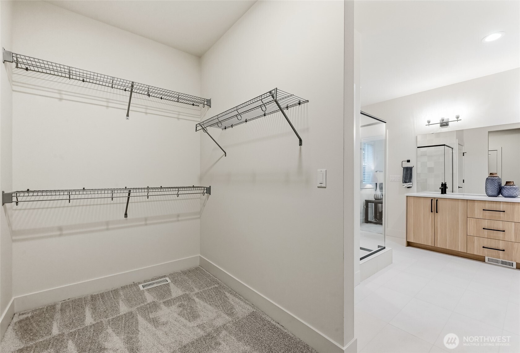 12015 44th Avenue S, Tukwila, WA 98168