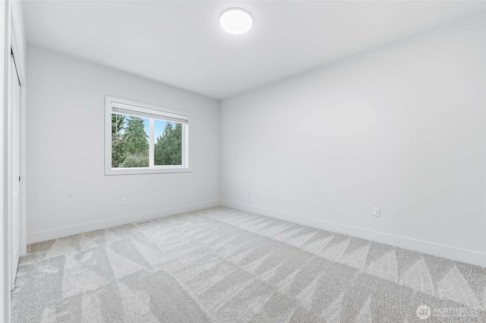 12015 44th Avenue S, Tukwila, WA 98168