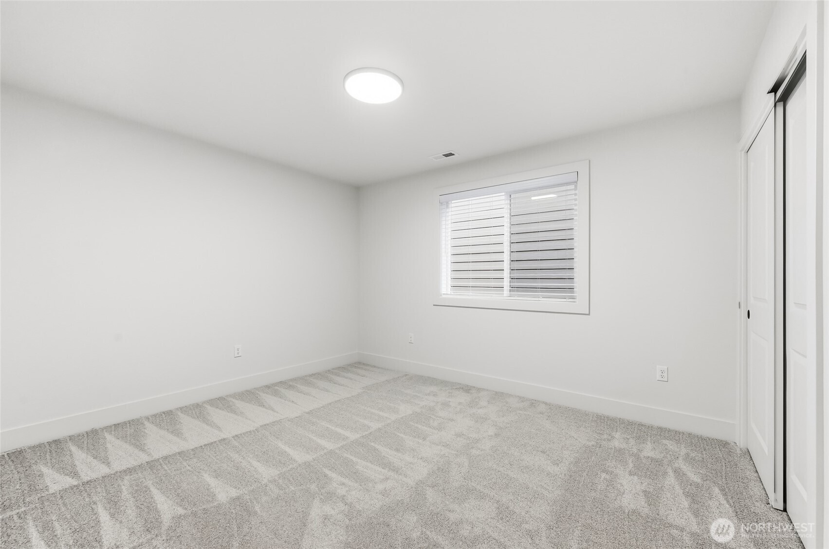 12015 44th Avenue S, Tukwila, WA 98168