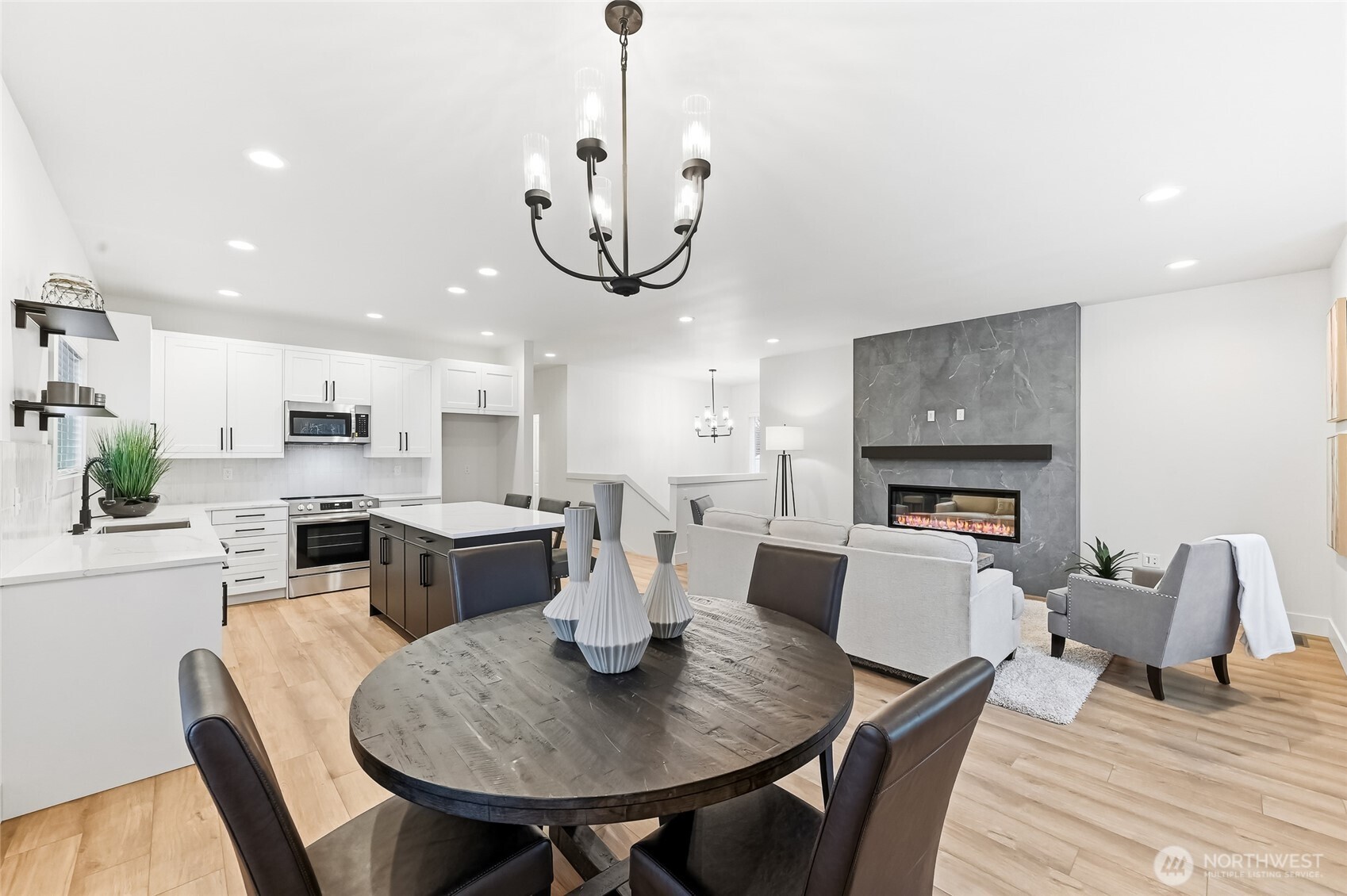 12015 44th Avenue S, Tukwila, WA 98168