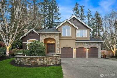 510 215th Court SE, Sammamish, WA 98074 - Photo 2