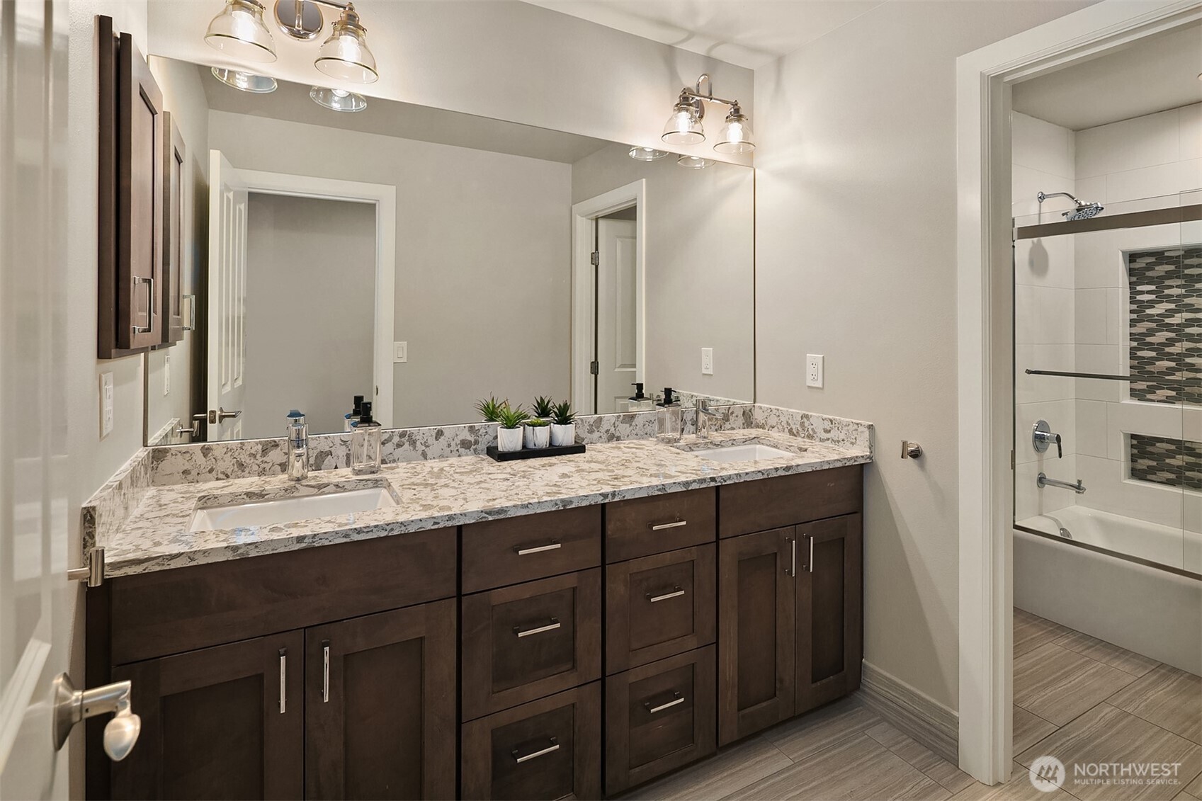 510 215th Court SE, Sammamish, WA 98074