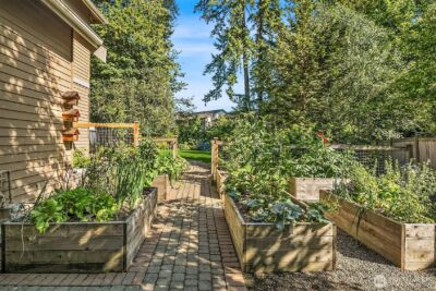 510 215th Court SE, Sammamish, WA 98074 - Photo 29